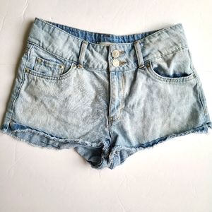 Levi's 16 Regular high rise shorty shorts cut off Jean shorts summer vacation